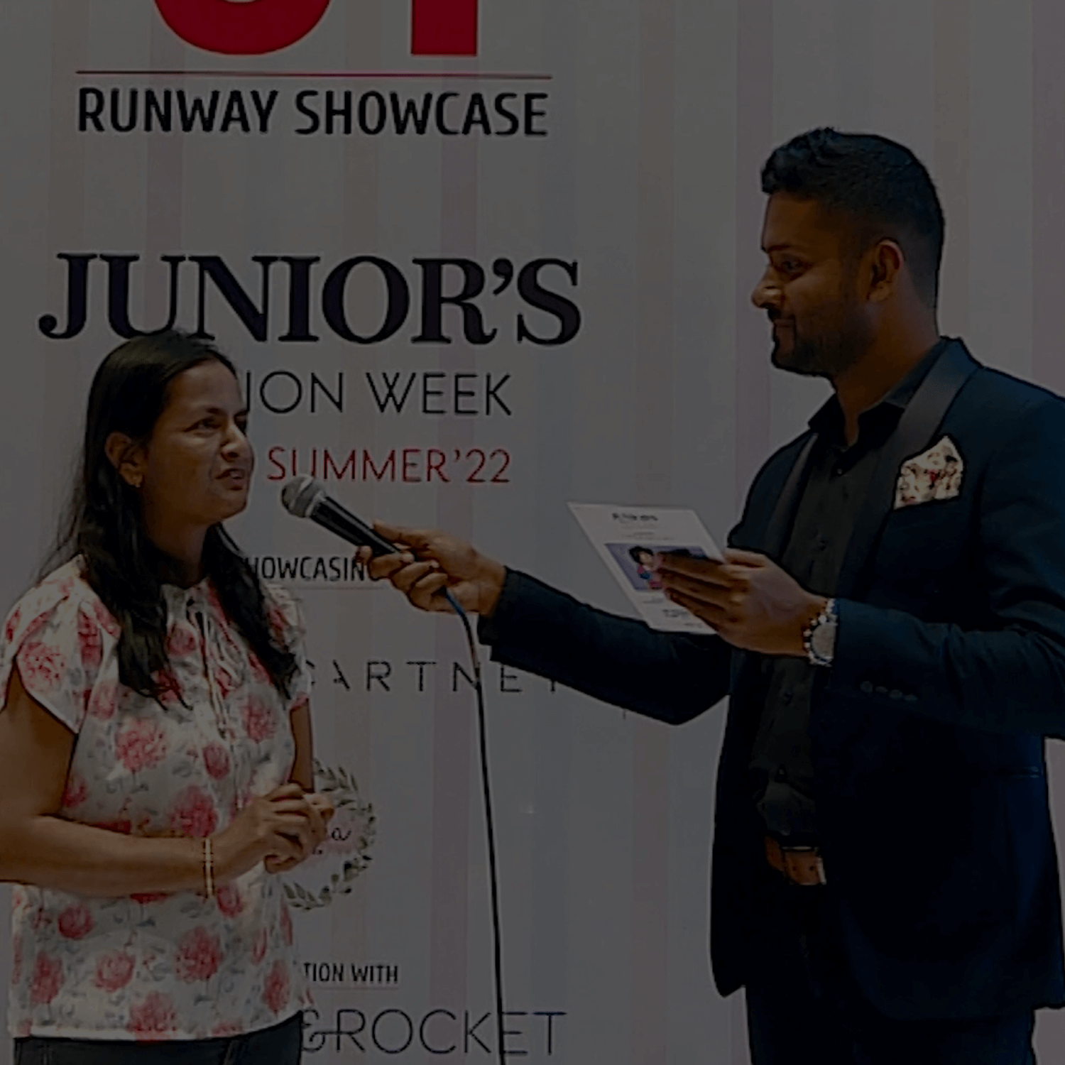 3 year old walks & Rocks at JFW | Bengaluru Edition | Parent Reviews | Riddhi Panda | Priti Panda
